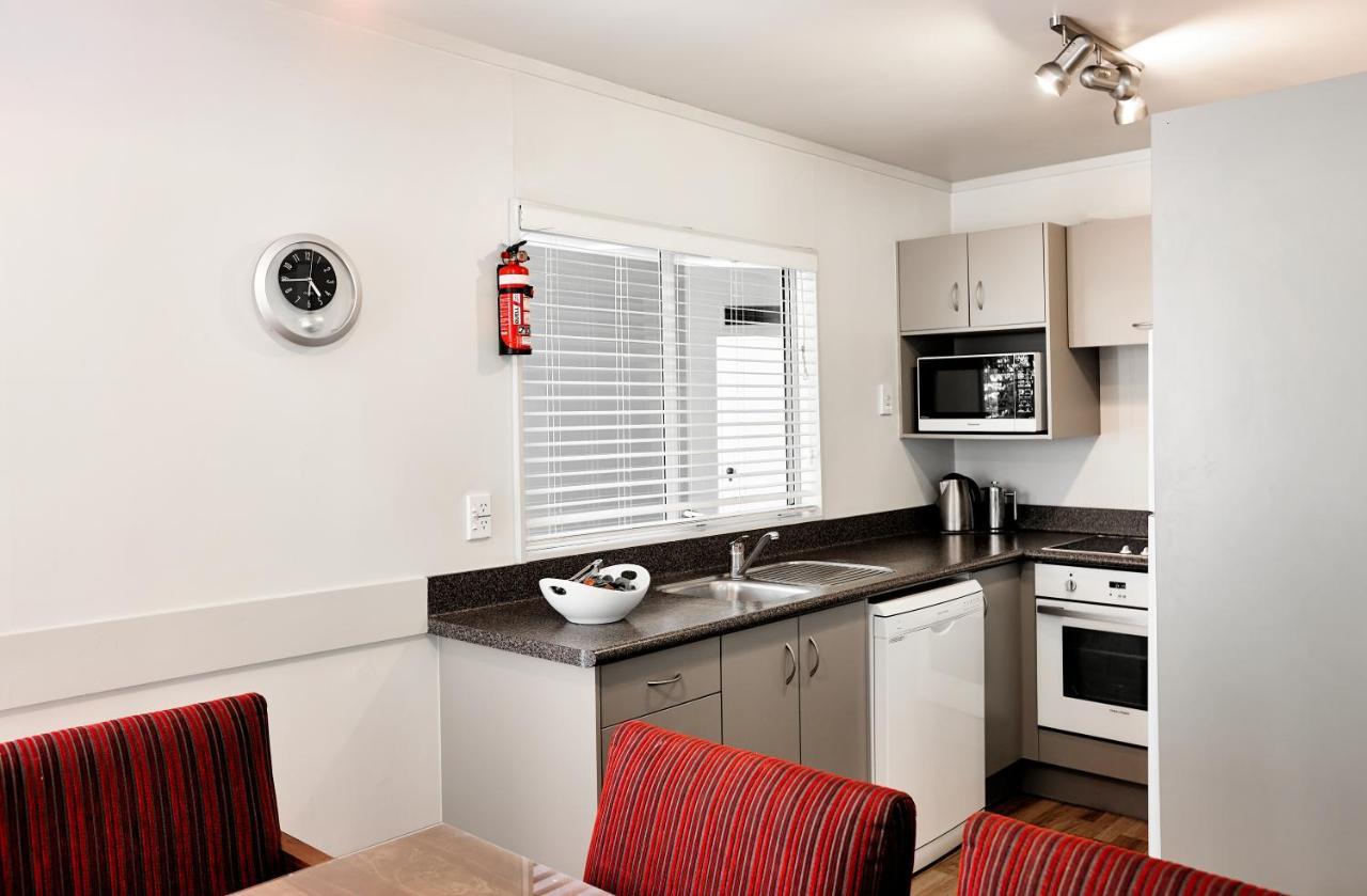Turangi Leisure Lodge Экстерьер фото