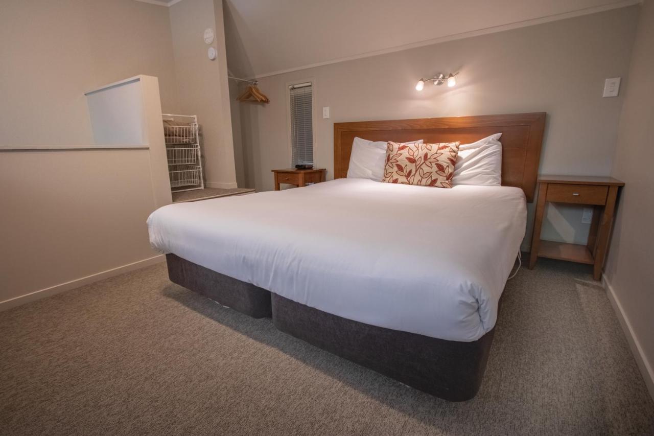 Turangi Leisure Lodge Экстерьер фото
