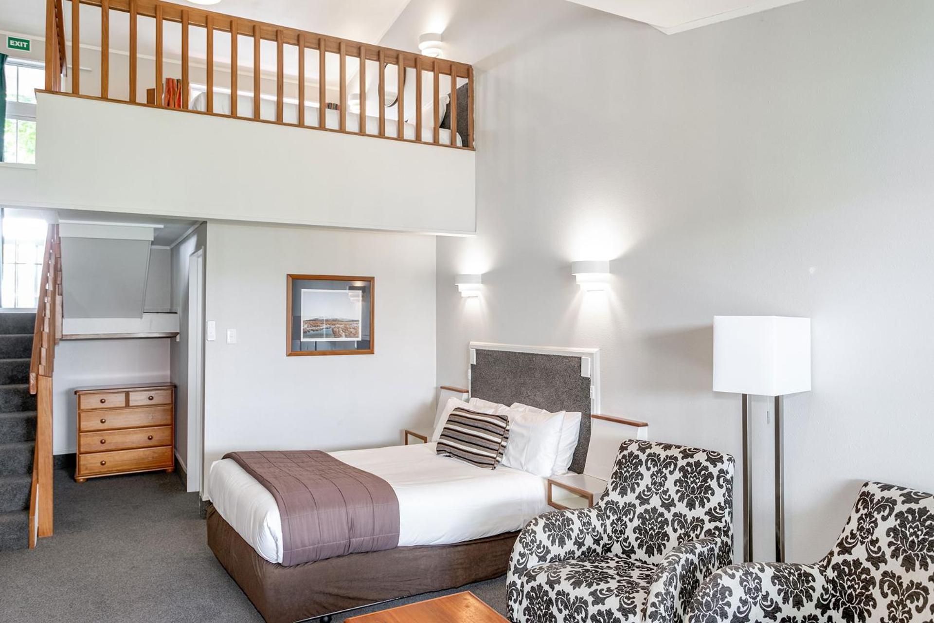 Turangi Leisure Lodge Экстерьер фото