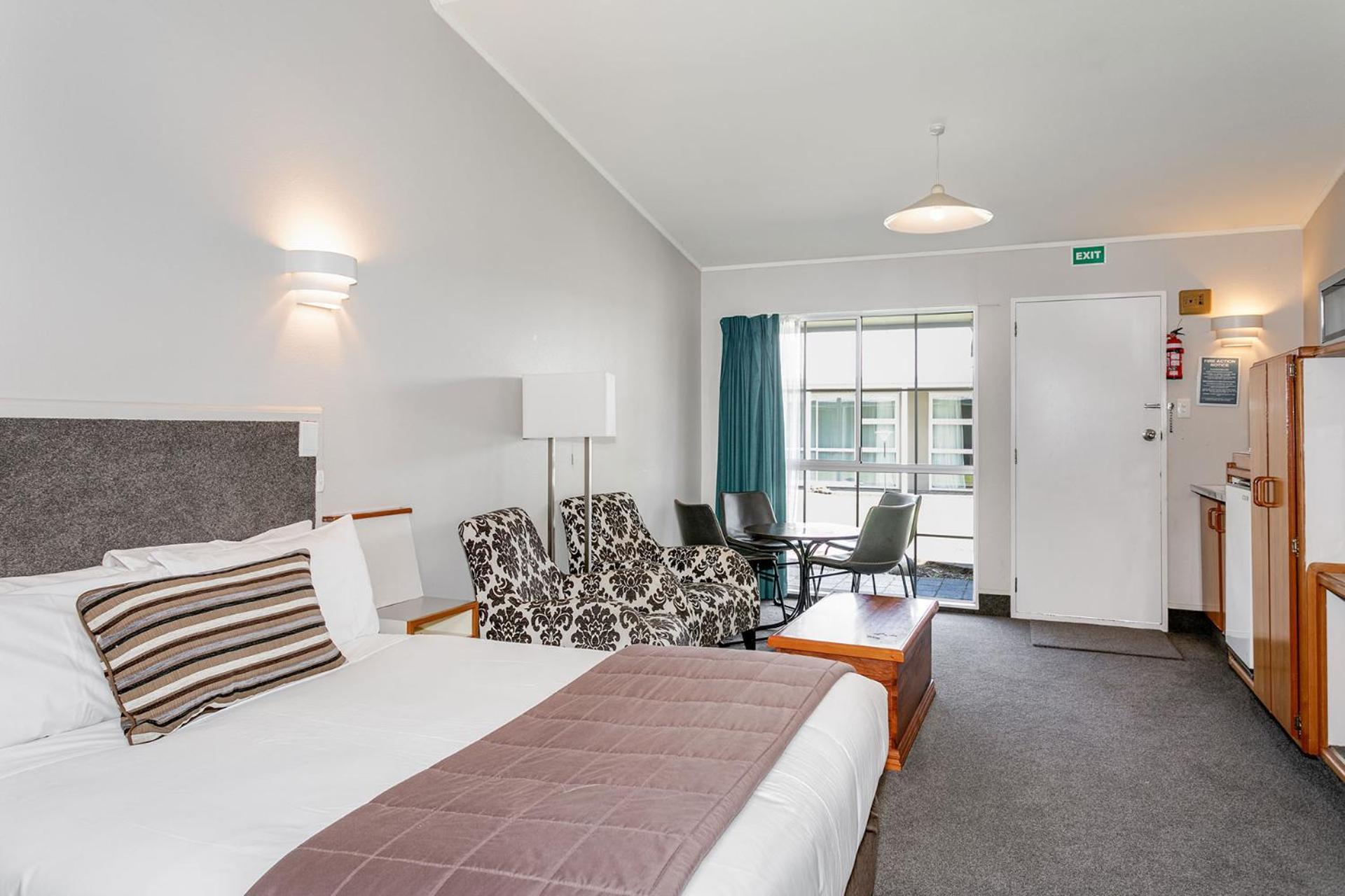 Turangi Leisure Lodge Экстерьер фото